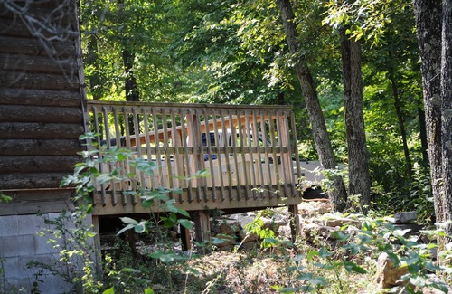 Harrison Cabin | Mountain Cabin on 50 acres, Self Isolate you and your family