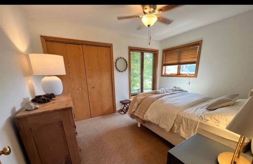 Harbor Springs House | Mountain Cabin overlooking Boyne near Nubs W/ Hot Tub