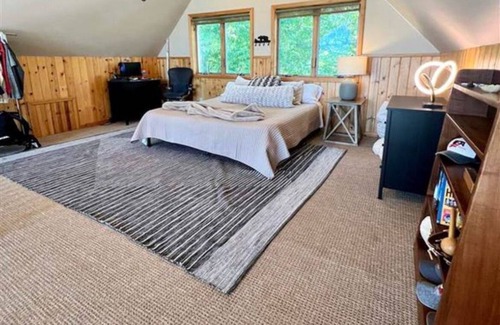 Harbor Springs House | Mountain Cabin overlooking Boyne near Nubs W/ Hot Tub