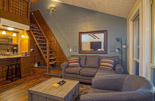 Snowshoe Condo | Mountain Crest 35 The Tree House at Snowshoe Superb And Comfy Sleeps 6