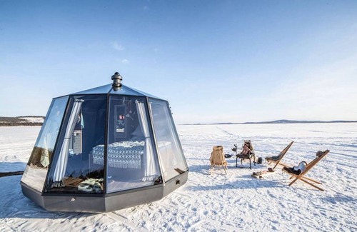 Jokkmokk Municipality Cabin | Mountain Glass Room Luxury getaway for 2 wild nature experience in Sweden