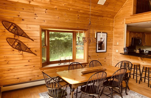 Wardsboro Cabin | Mountain House near Mount Snow & Stratton w/2 Fireplaces, Hot Tub & Sauna