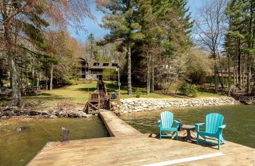 Glenville House | Mountain Lake House in North Carolina