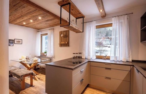 Moosen Apartment | Mountain panorama SKI IN - SKI OUT