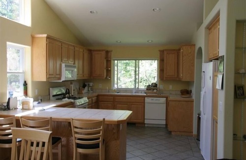 North Upper Truckee House | Mountain Retreat in Meyers. nPermit# 074522
