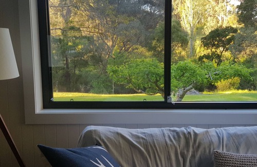 Merrijig House | Mountain River House - River Front, 15min to Buller National Park.