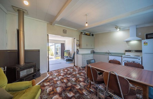 Te Anau House | Mountain Serenity - Te Anau Holiday Home
