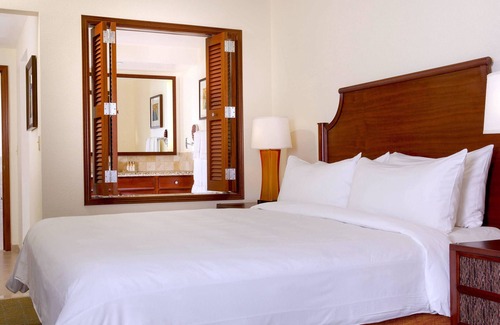 Ko Olina Resort | Mountain View - 2 Bedroom - Marriott's Ko Olina Beach Club - Full Resort Access