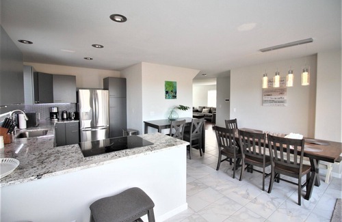 Littleton House | Mountain View Getaway