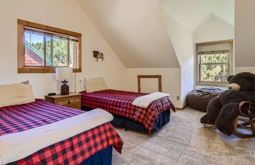 Black Hawk House | Mountain View Log Cabin