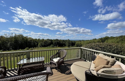 Tuftonboro House | Mountain View Getaway-Near Lake Winnipesaukee