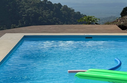 Legua Villa | Mountain View Villa with High Speed Internet In the Heart Of the Jungle