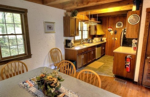Ellicottville Ski Chalet | Mountain Watch 4 Bedroom Chalet by RedAwning