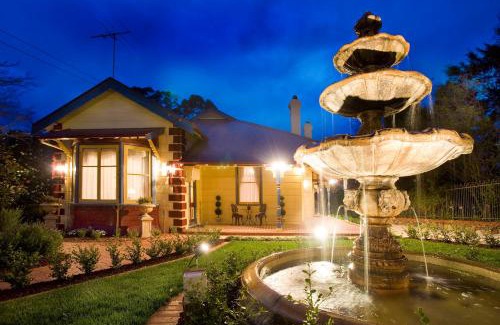 Leura House | Mountain Whispers Varenna Luxury