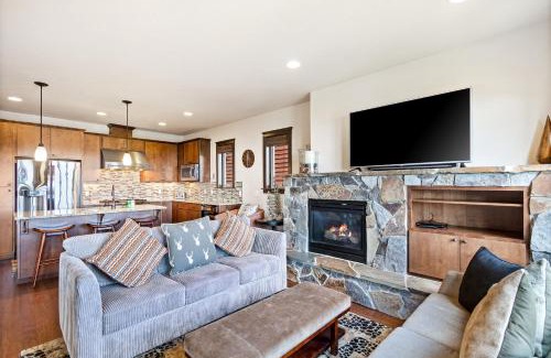 Sandpoint House | Mountainside Chalet
