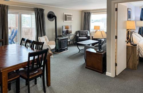 Stowe Area Apartment | Mountainside Resort G204