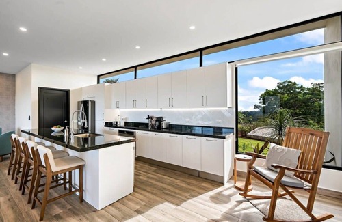Coco House | Mountaintop 4-Bedroom with Pool, Huge Views