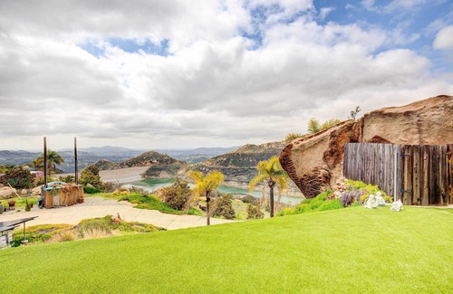 Ramona Cottage | Mountaintop Ramona Home: Private Pool, Near Lake!