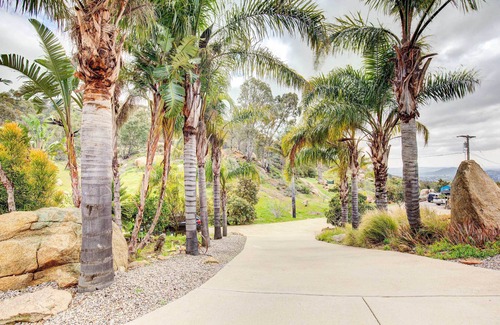 Ramona Cottage | Mountaintop Ramona Home: Private Pool, Near Lake!