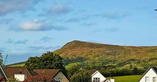 Dungiven House | Mountainview Cottage