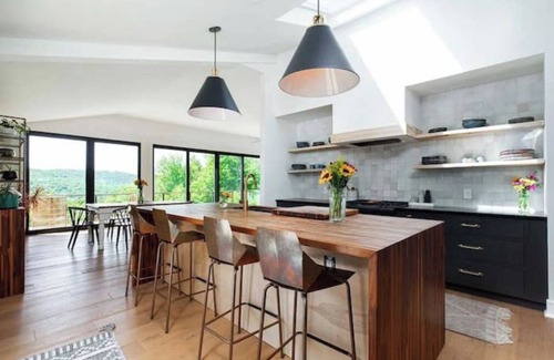 Putnam Valley House | MountainView Retreat: Scenic View, Sauna, Hikingnn