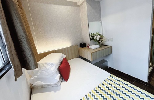 Bowrington Hotel | Move Inn