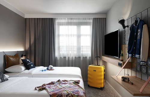 Grengel Hotel | Moxy Cologne-Bonn Airport