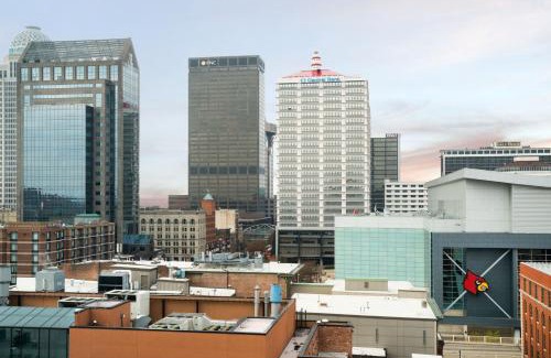 Downtown Louisville Hotel | Moxy Louisville Downtown
