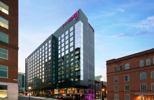 Downtown Louisville Hotel | Moxy Louisville Downtown