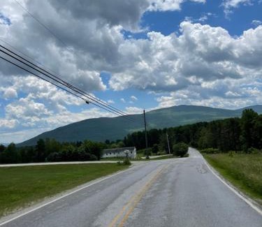 Mount Holly House | Mt Holly SKI & LAKE HOUSE 4 and 2 bedroom house, 2 separate homes, 2 bathrooms each, 8 mins to Okemo Mountain
