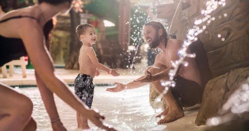 Lake Delton Hotel | MT. OLYMPUS WATER PARK AND THEME PARK RESORT