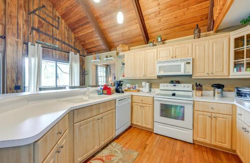 Almond House | Mtn-View Home with Deck, Fire Pit and BBQ in Almond