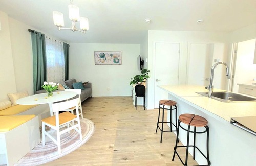 Longueuil Apartment | MTR Apart Longueuil/Montreal Corporate & family Stays |Furnished & All-Inclusive