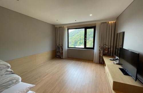 Dong-Gu Hotel | Mudeung Park Hotel