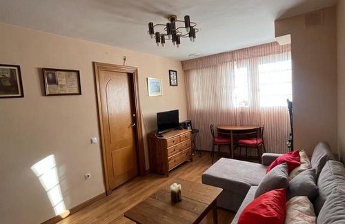Pradollano Apartment | MULEYHACEN CON VISTAS Y GARAJE