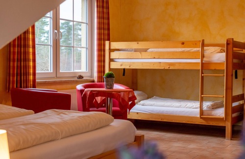 Soltau Apartment | Multi-bed room for 4 guests with 30m² in Soltau (190570)