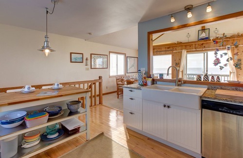 Brigands' Bay House | Multi-level sound-front house with private hot tub, central AC, & WiFi