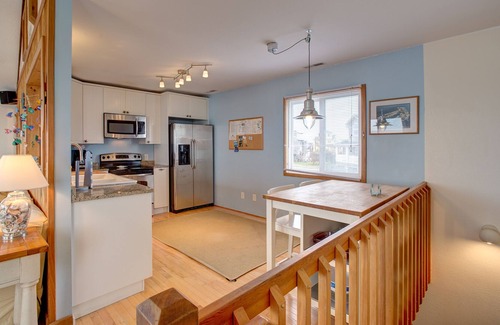 Brigands' Bay House | Multi-level sound-front house with private hot tub, central AC, & WiFi