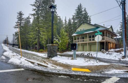 Government Camp House | Multorpor Ski Lodge