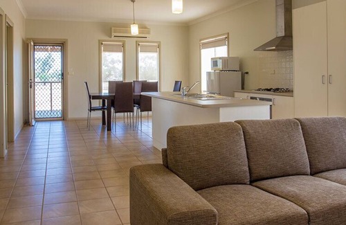 Arumpo Cabin | Mungo Lodge