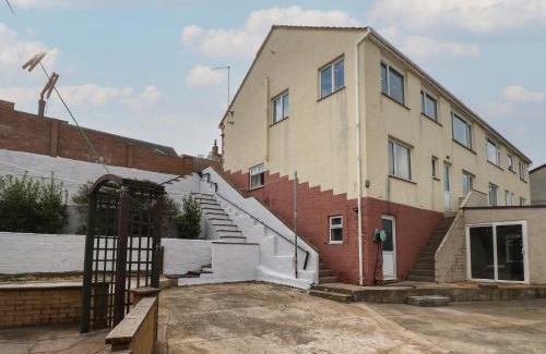 Fishguard House | Murmur y Mor