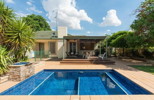 Echuca House | Murray House