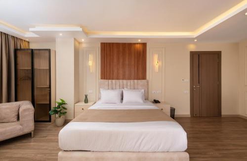 Qasr an-Nil Hotel | Museum And Nile View Hotel