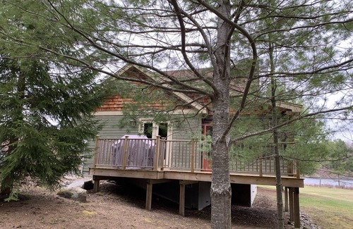 Muskoka Lakes Cottage | Muskoka Cottage Retreat on Private Lake