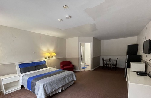 Gravenhurst Hotel | Muskoka Nights Motel