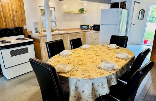 Bala House | Muskoka Waterfront Cottages: Beachfront Cottage Rentals in Bala, Ontario