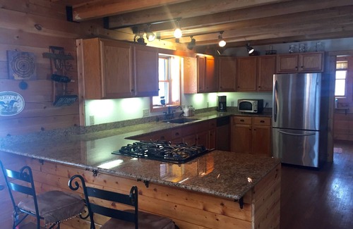 Ellicottville Cabin | MUST SEE Cozy Log Cabin with Amazing Mountain View’s Sleeps 10