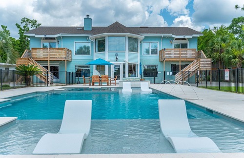 Fort Walton Beach House | Must See Private Beach-Heated Pool Spa-Weddings-Water Front-Boat Slips-Sleeps 44