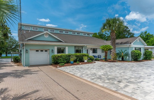 Fort Walton Beach House | Must See Private Beach-Heated Pool Spa-Weddings-Water Front-Boat Slips-Sleeps 44