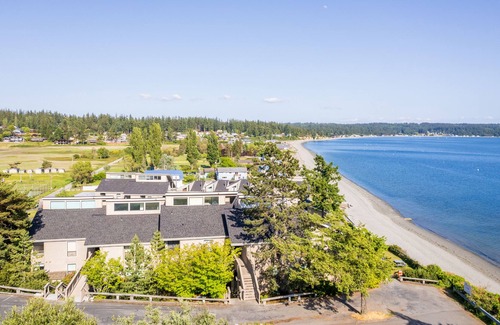 Freeland Condo | Mutiny Bay Condo - 2 Bed, 2 Bath | Beachfront Condo